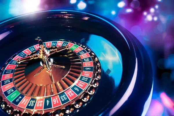 erek2 65 mobile site home screen showing live dealer tables and sportsbook menu